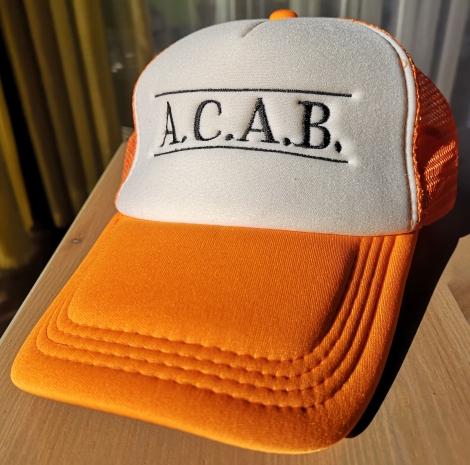 A.C.A.B. - Šiltovka oranžová penová, vzadu sieťkovaná
